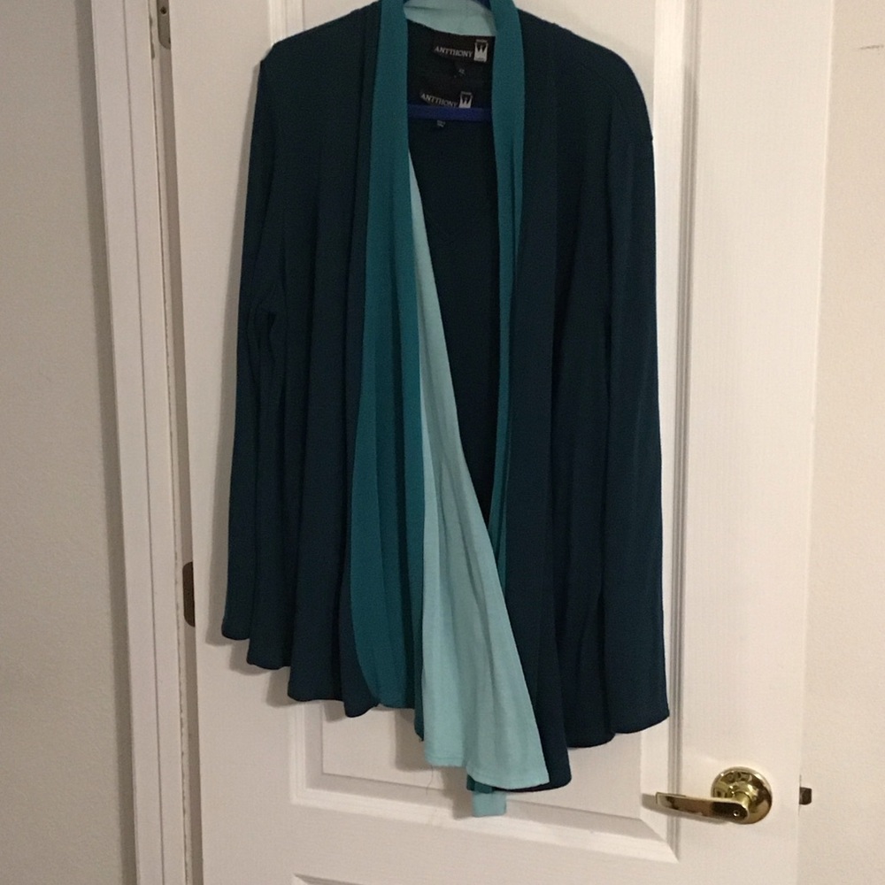 Antthony Shades of Teal Cardigan (Color-block) with matching Tank 2X